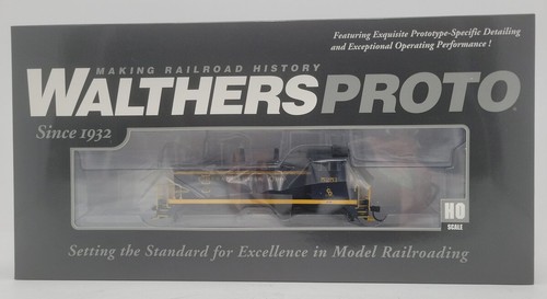 Walthers 920-41501 HO C&O EMD SW9 Diesel Loco - LokSound 5 Sound & DCC #5251 LN | Condition: Used