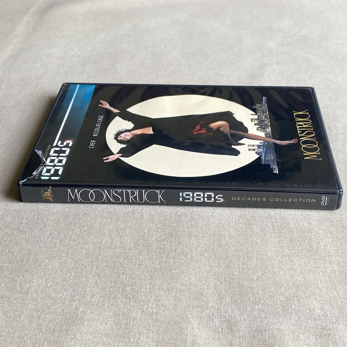 Moonstruck (DVD + CD 2-Disc 1987) New York RomCom Cher