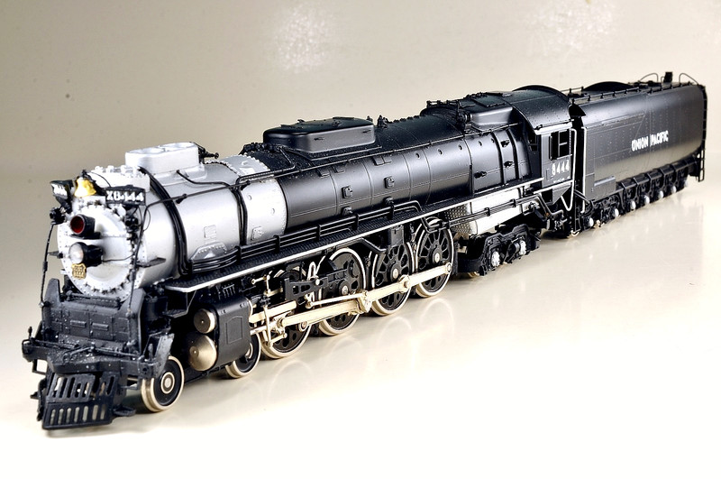 KEY HO Scale BRASS UNION PACIFIC 4-8-4 F/P #8444 & TENDER CS #59 OB EXCELLENT!