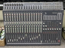 TASCAM M-1600 24 Channel Mixer