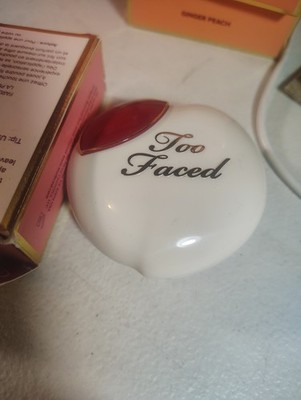 Too Faced Peach My Cheeks Melting Powder Blush in PEACH BERRY 0.44oz 