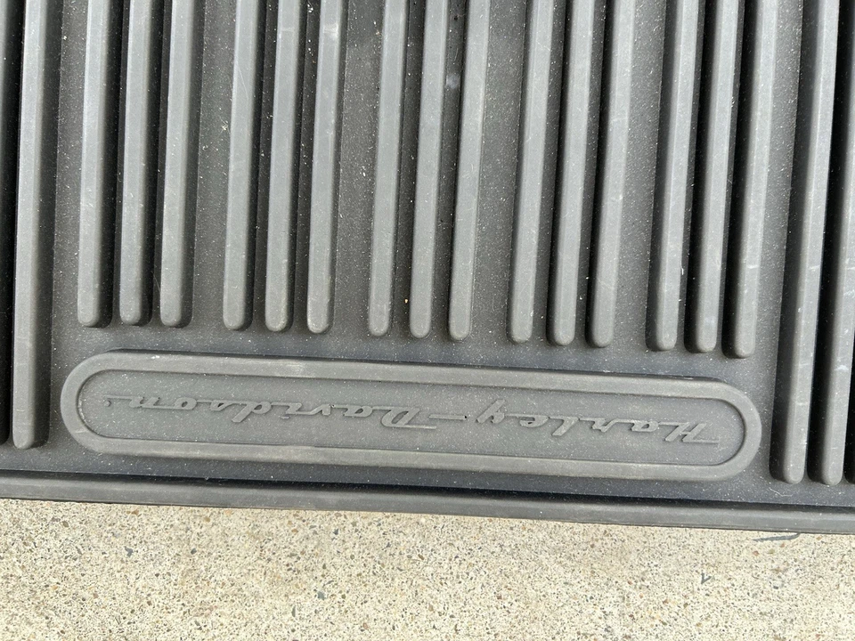Alfombrillas traseras para todo tipo de clima para Ford F150 Harley Davidson Foto 3 de 4