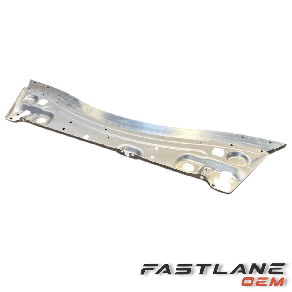 Mercedes-Benz GLC300/43 AMG 2016-2023 puntal cruzado central nuevo OEM 253-620-63-00 Foto 3 de 4