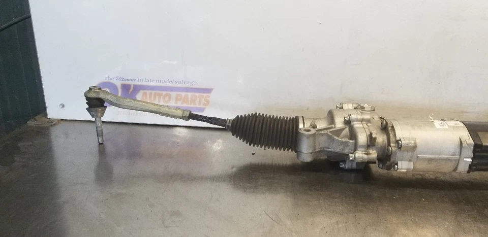 17 MERCEDES BENZ C63S AMG W205 POWER STEERING GEAR RACK AND PINION 2054608001 Foto 2 de 4