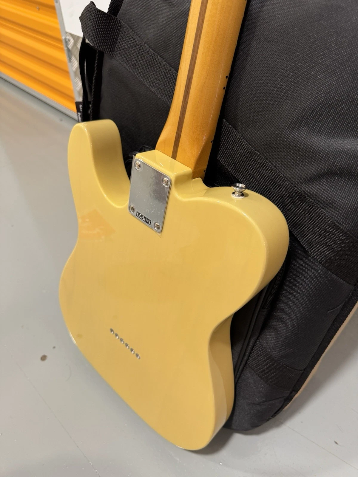 Fender Vintera II '50s Nocaster Blackguard Blonde Maple Neck Brand New 9