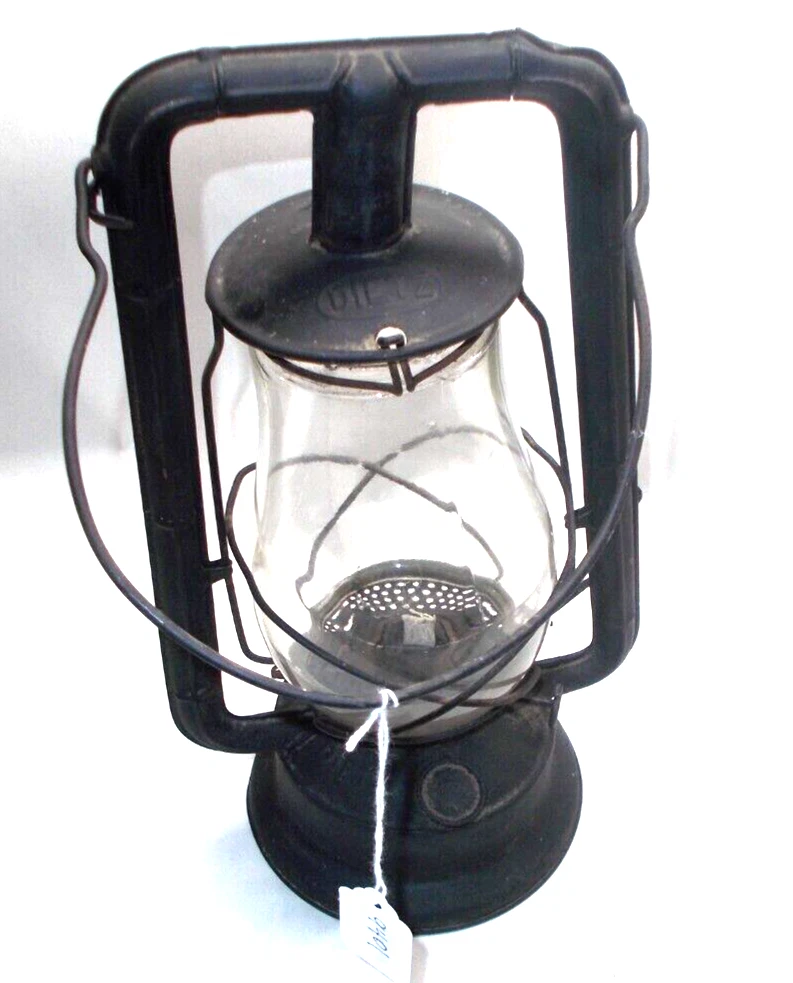 Dietz Monarch Lantern In Collectible Railroad Lanterns & Lamps for