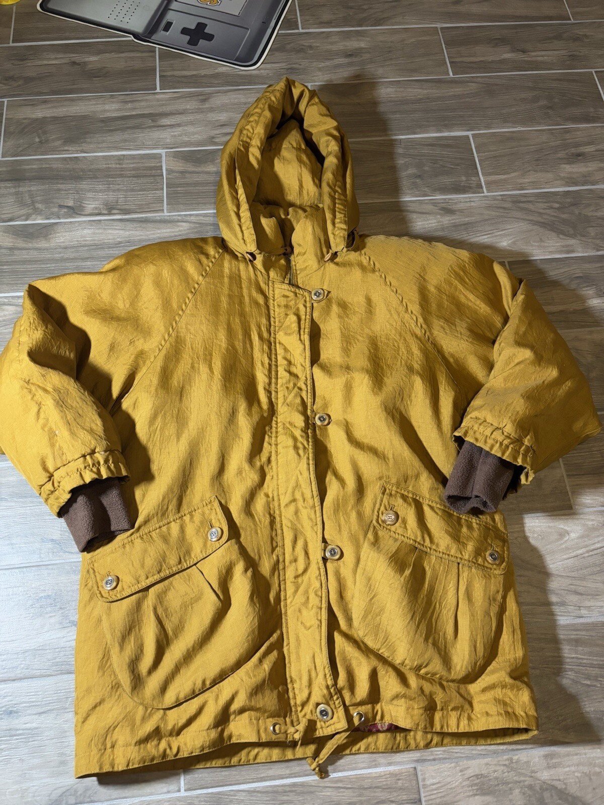 Picture 1 of 10