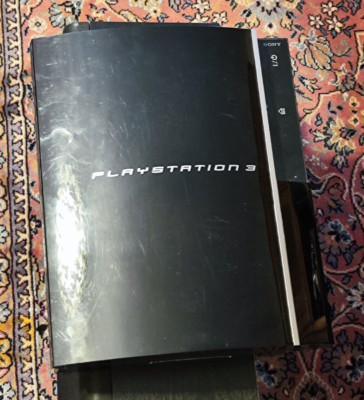 Sony Playstation 3 + Red Dead Redemption + Gioteck SC-1 PS3 Controller