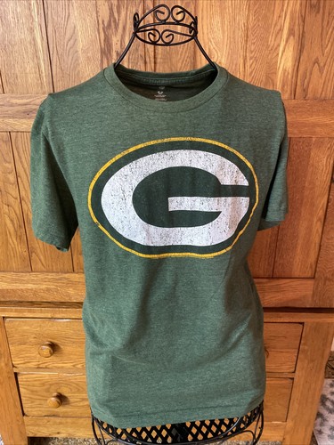  Official NFL Green Bay Packers Weathered T-Shirt (MED) - EXCELLENT CONDITION  - Picture 1 of 3