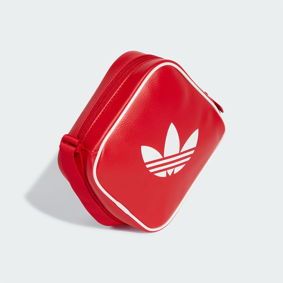 【新品】adidas NTTドコモ レッドハリケーンズ バックパック　25L 新品】adidas NTTドコモ レッドハリケーンズ バックパック 25L