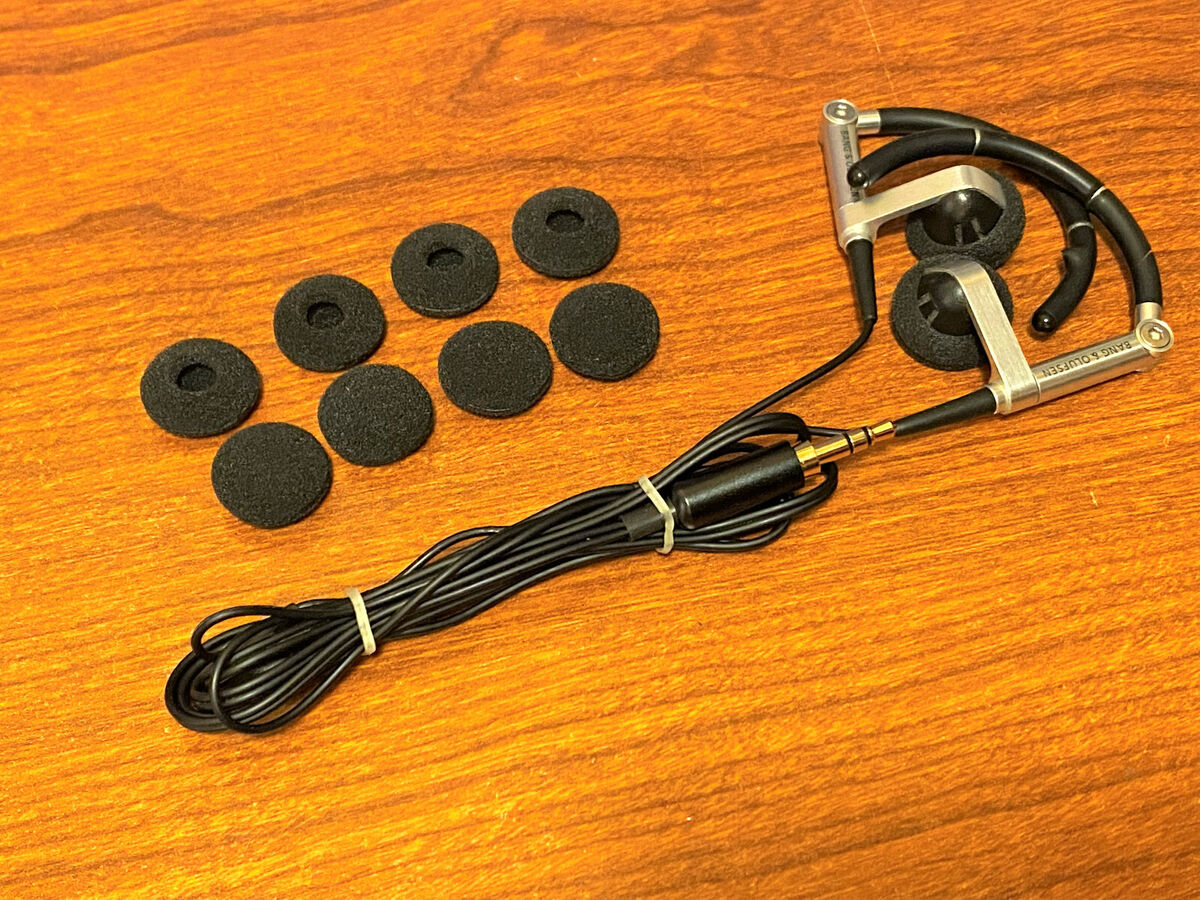Genuine Bang & Olufsen B&O BeoPlay A8 3i Wired Earphones Genuine Bang & Olufsen B&O BeoPlay A8 3i Wired Earphones