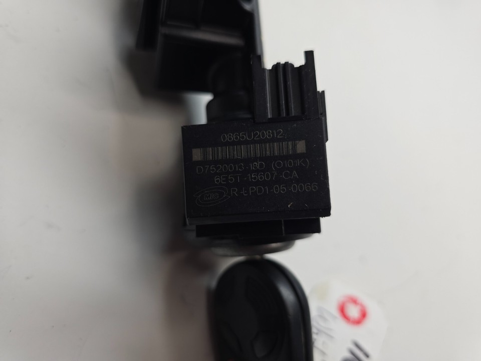 20152018 FORD FOCUS IGNITION SWITCH LOCK W/KEY OEM eBay