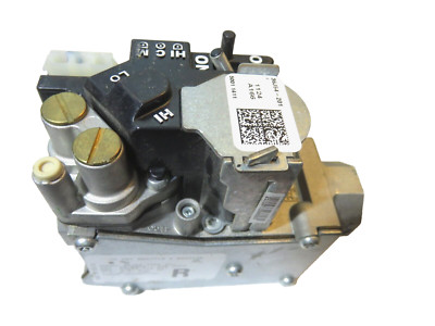 Trane Furnace Gas Valve  36J54 TYPE 201 Tane Part#  D674541P01