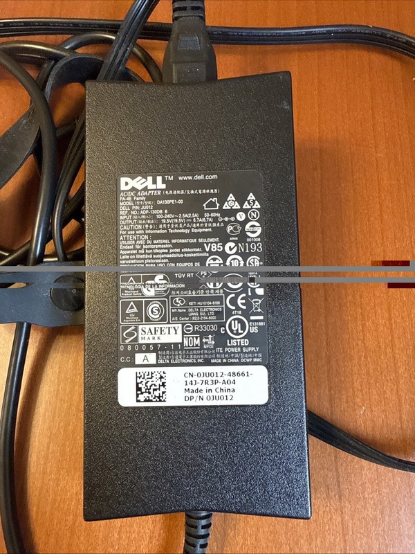 NEW ORIG DELL 130W 19.5V 7.4MM DP/N OVJCH5  DA130PE1-00 AC ADAPTER  - TESTED