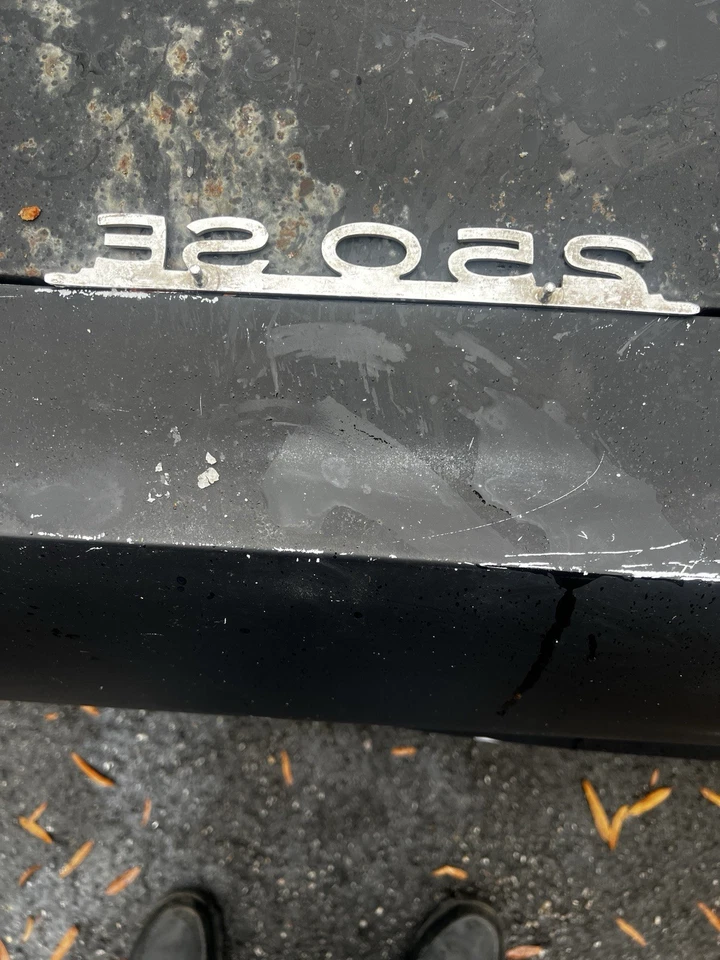 Mercedes-benz w112 w111 w108 w109 250se 250 se emblema maletero vintage Foto 2 de 2