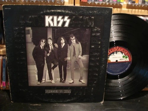 KISS ~ Dressed to Kill ~ Vintage Blue Label LP Casablanca NBLP 7016