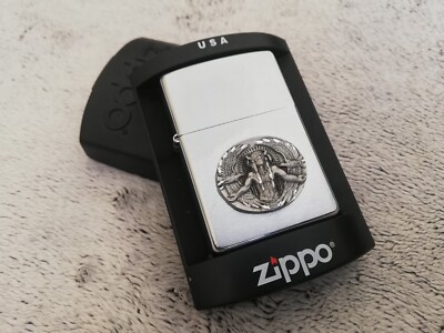 NEW RARE 2002 ZIPPO LIGHTER NATIVE AMERICAN RED INDIAN CHIEF EAGLE