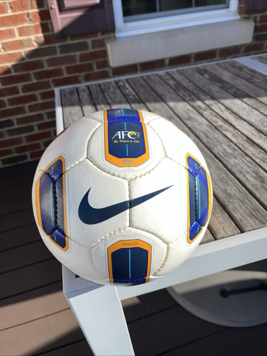 Nike T90 Tracer Official Match Ball - 2010/11 AFC Champions Nike T90 Tracer Official Match Ball - 2010/11 AFC Champions
