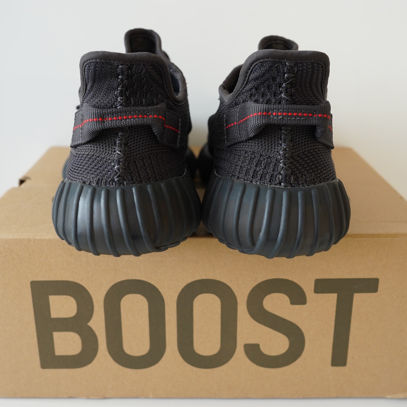 Yeezy Boost 350 V2 Static Black Non Reflective UK 9.5 NEW RARE image 4