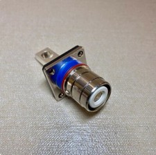 1PC NEW  FOR Battery connectors for pure electric vehicles YGC668-S1RD-XB-FP-8
