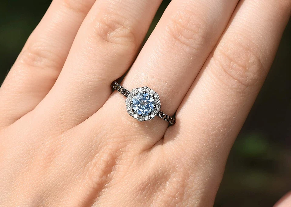 Anillo LeVian Azul Aguamarina Chocolate Diamantes Corte Redondo Halo Oro Blanco 14K  Foto 2 de 4