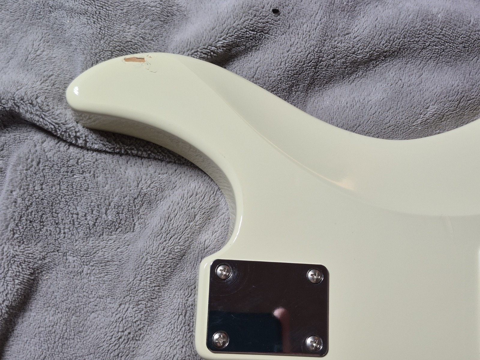 Yamaha Pacifica 112 Electric Guitar Body White Loaded + Bridge + Electronics