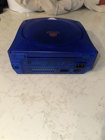 Sega Dreamcast Console With Sonic Adventure 2
