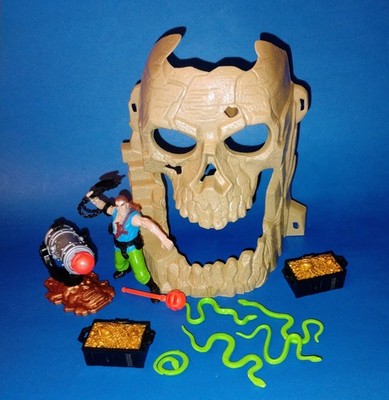 Chap Mei PIRATE Playset - Skull Rock - 12 pieces