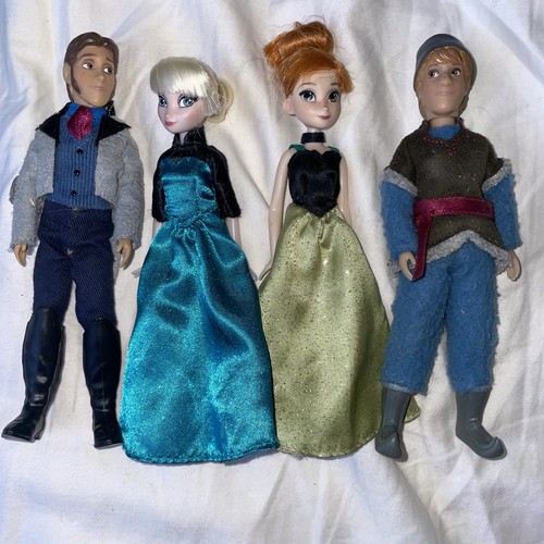 Frozen Disney Store Exclusive Mini Doll Set Kristoff, Anna, Elsa, Hans.