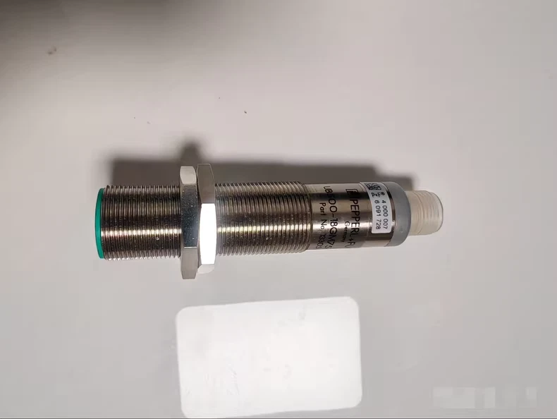 Pepperl+Fuchs brand new ultrasonic sensor UB500-18GM75-I-V15 in stock-133054 - Image 2 of 4