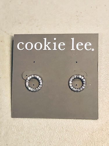 Cookie Lee Genuine CZ Infinity Circle Earrings 4 CT T.W. 1/2” & Pouch NWT $32 - Picture 3 of 7