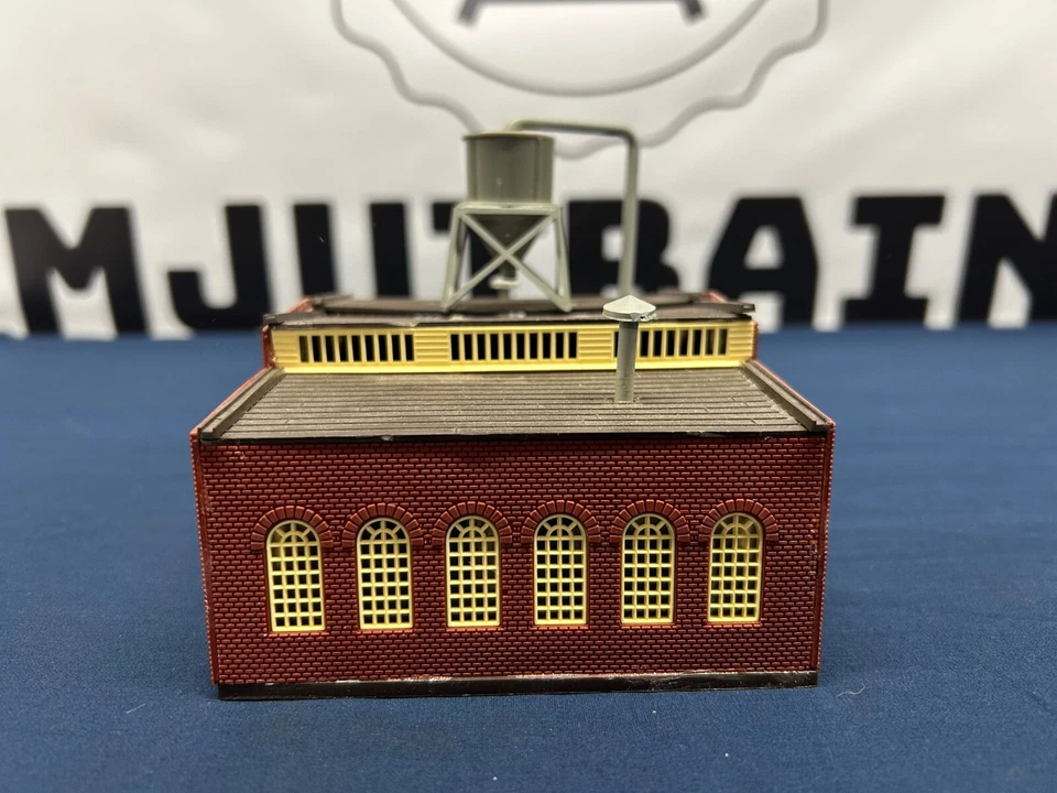 Life-Like HO Kustom Kabinet Co. Warehouse Building Red 1365 (T) - Image 2 of 4