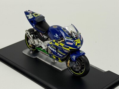 1/24 IXO Honda RC211V Movie Star #74 D.Kato 2003 Champion RAB060
