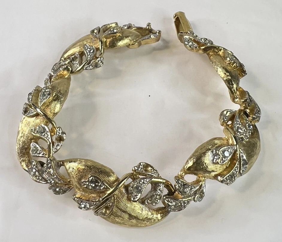 Bsk bracelet clearance