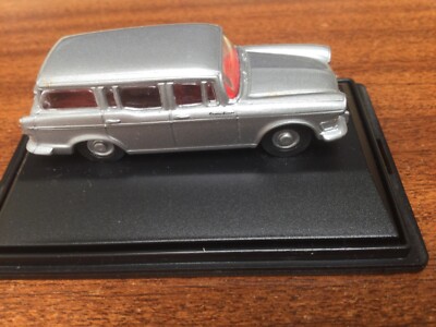 Oxford 76SS002 OO/1:76 Humber Hawk Super Snipe Estate Silver - Cased & Sleeved