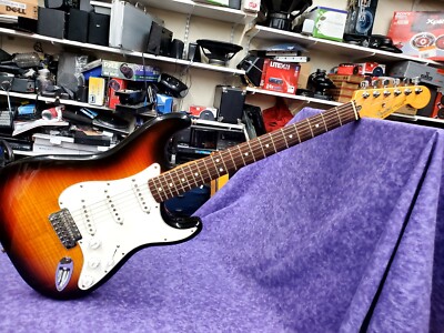 ギター Fender Mexico Deluxe Stratocaster '60 S FENDER STRATOCASTER 60th Diamond Anniversary SPECIAL EDITION