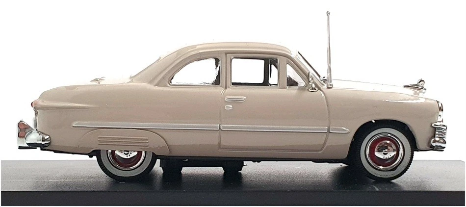American Heritage Models 1/43 Scale AH01B - 1949 Ford Custom 2Dr - Beige - Image 3 of 4