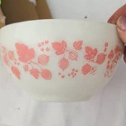 Pyrex 401 Gooseberry Milk Glass Mixing Bowl White/Pink 8.5" Mid-Century 1957