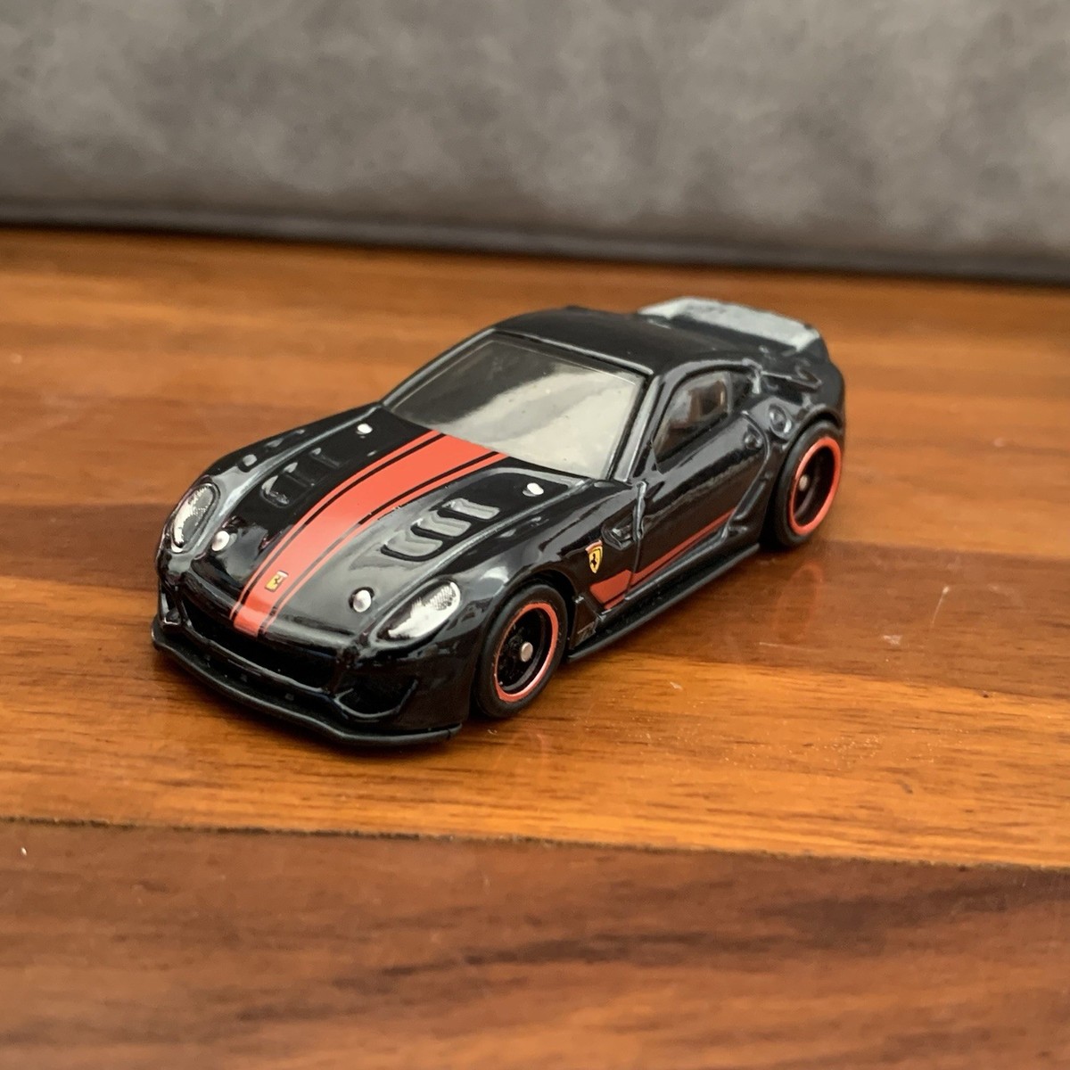 LOOSE !!! - Hot Wheels 2015 Super Treasure Hunt Ferrari 599xx