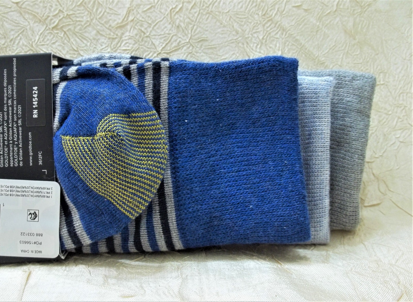 Goldtoe Brand 3 Blue Stripes & Dots Adult Dress Crew Socks One Size