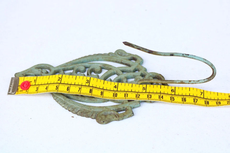 VINTAGE Metal WALL DOOR BILL HOOK  ADVERTISING Simple Green Elegant Old   YI - Image 2 of 4