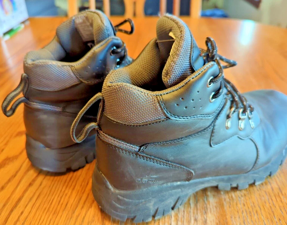 Deerstags Thinsulate Black Laced Hiking Boots 5 M Youth Used Condition - Image 2 of 4
