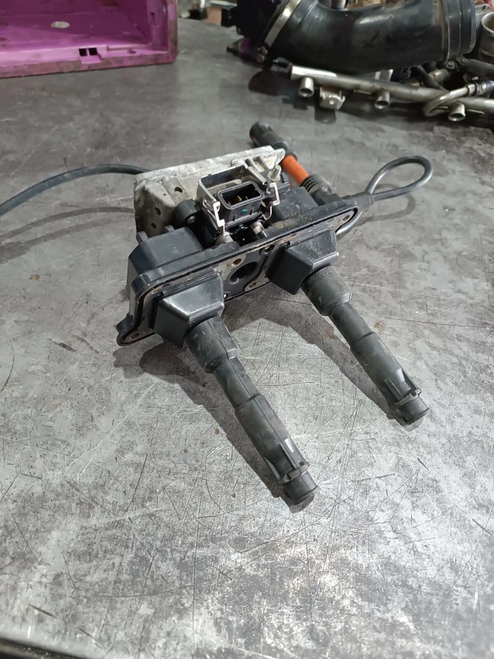 Audi A4 B5 A6 4B VW Passat 3B 1.6 1.8 Zündmodul Zündspule BERU 0040102162 - Bild 3 von 4