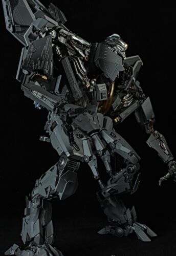 In Stock New Transforms 4th Party MPM-10 T-10 Starscream Oversized Ver. w/ LED - Picture 10 of 12