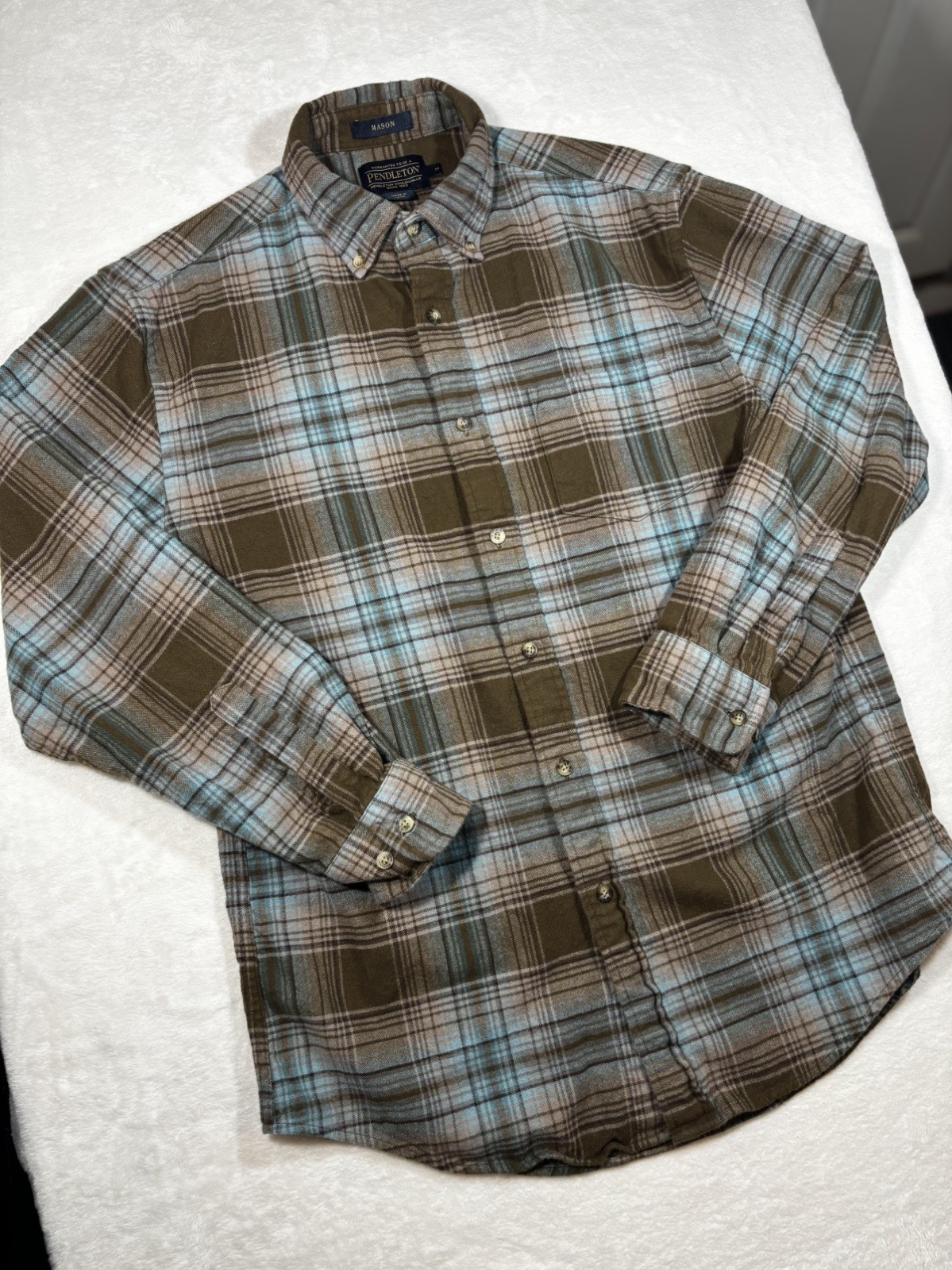 Pendleton Mason Size Medium Plaid Button Up Longs… - image 2