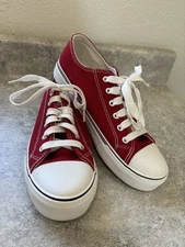 ZGR Women’s Red Low Top Canvas Sneakers 9.5, Worn Once!