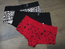 3 PAIRS TORRID LACE TRIM BOYSHORT PANTIES IN BLACK/RED PRINT SIZE 1 1X/14-16