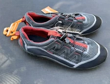 Northside Black/Gray Mesh Water Shoes Men’s Size 9 - New With Tags