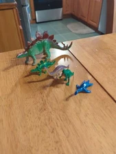 Mixed Brand Lot Of 5 Plastic Dinosaur Toys appx 2" Up To 6"