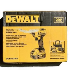 DEWALT DCF883M2 20V MAX Li-ion 3/8-Inch Cordless Impact Wrench w/ Hog Ring Bag